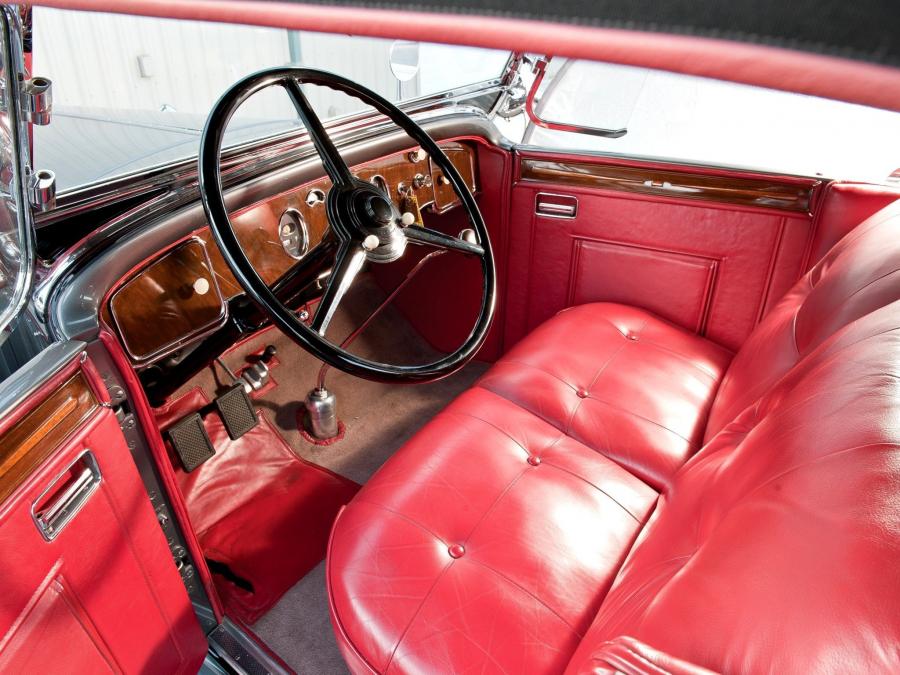 Packard Deluxe Eight Roadster 1931 года  (фото 7 из 16)